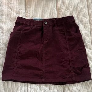 Kuhl Mini Skirt in Burgundy Corduroy